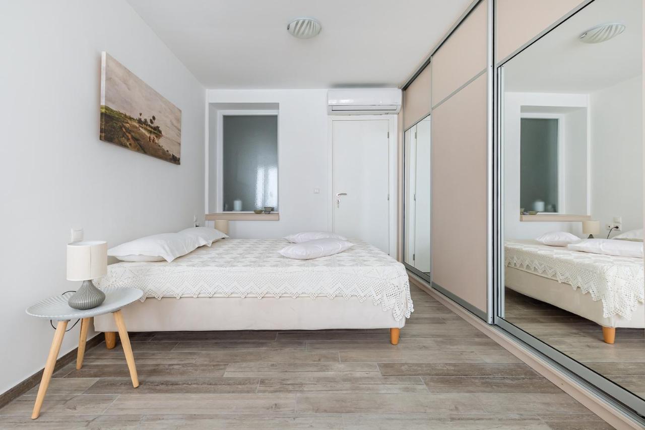 Syraino Apartment سكوبيلوس تاون المظهر الخارجي الصورة